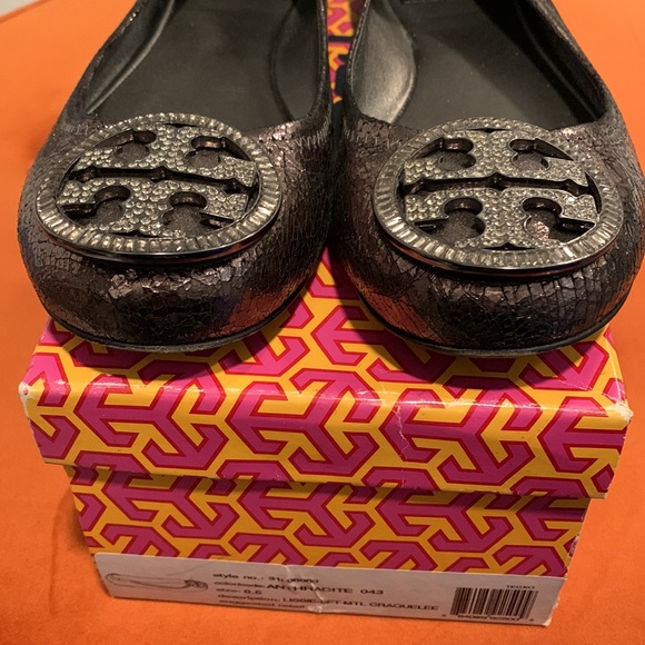 Tory Burch Reva Rhinestone Flats Sz 8.5 - Picture 6 of 13